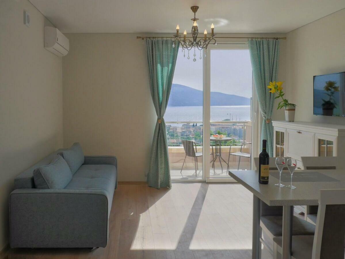 Villa Travertino Тиват Экстерьер фото