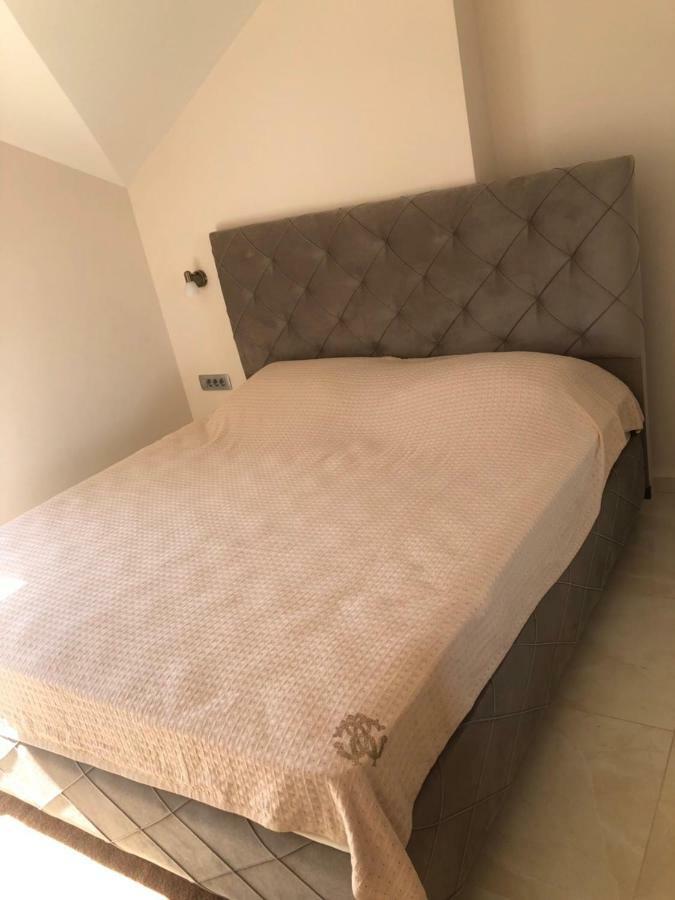 Villa Travertino Тиват Экстерьер фото